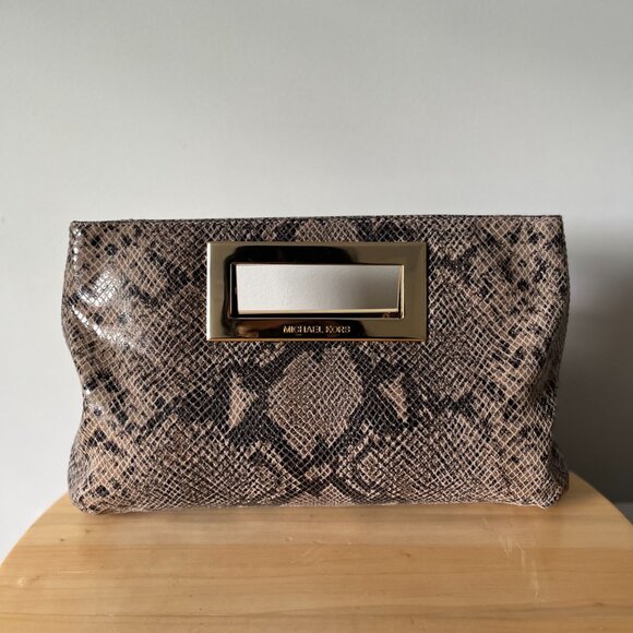 Michael Kors (MK) Snake Skin Clutch Bag with Gold hardware - Picture 3 of 6